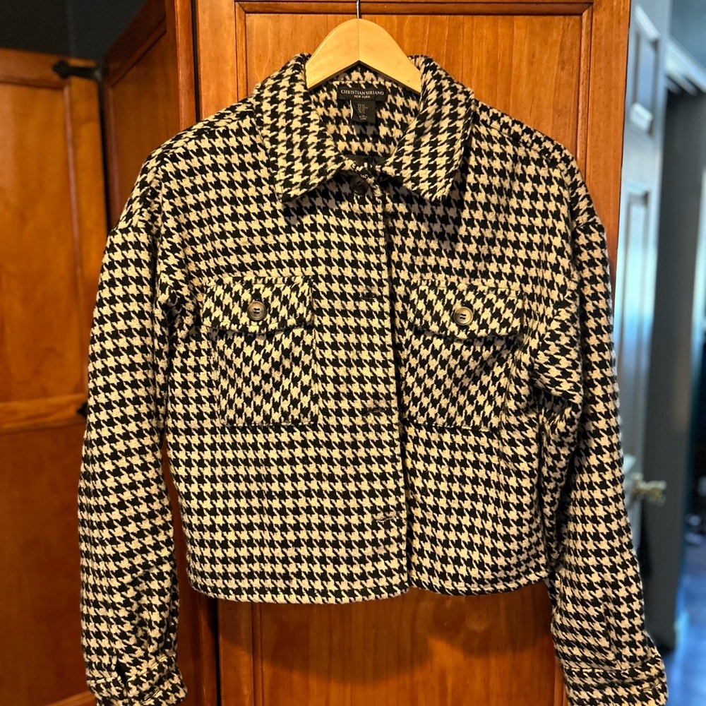 Adorable cropped jacket